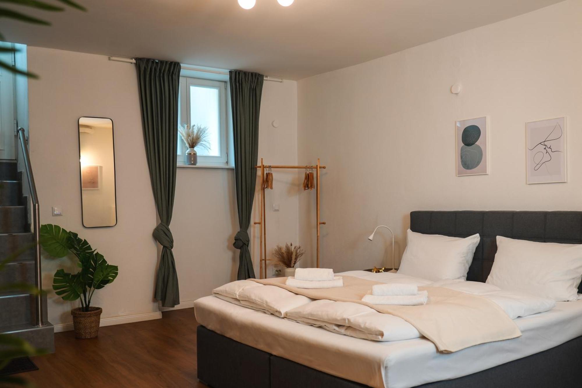 Global Living - Design Apartment I Central I Beamer I Kitchen I Terrace I Berlin Exterior foto